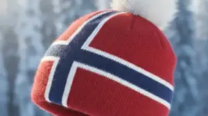 czapka z flaga norwegii